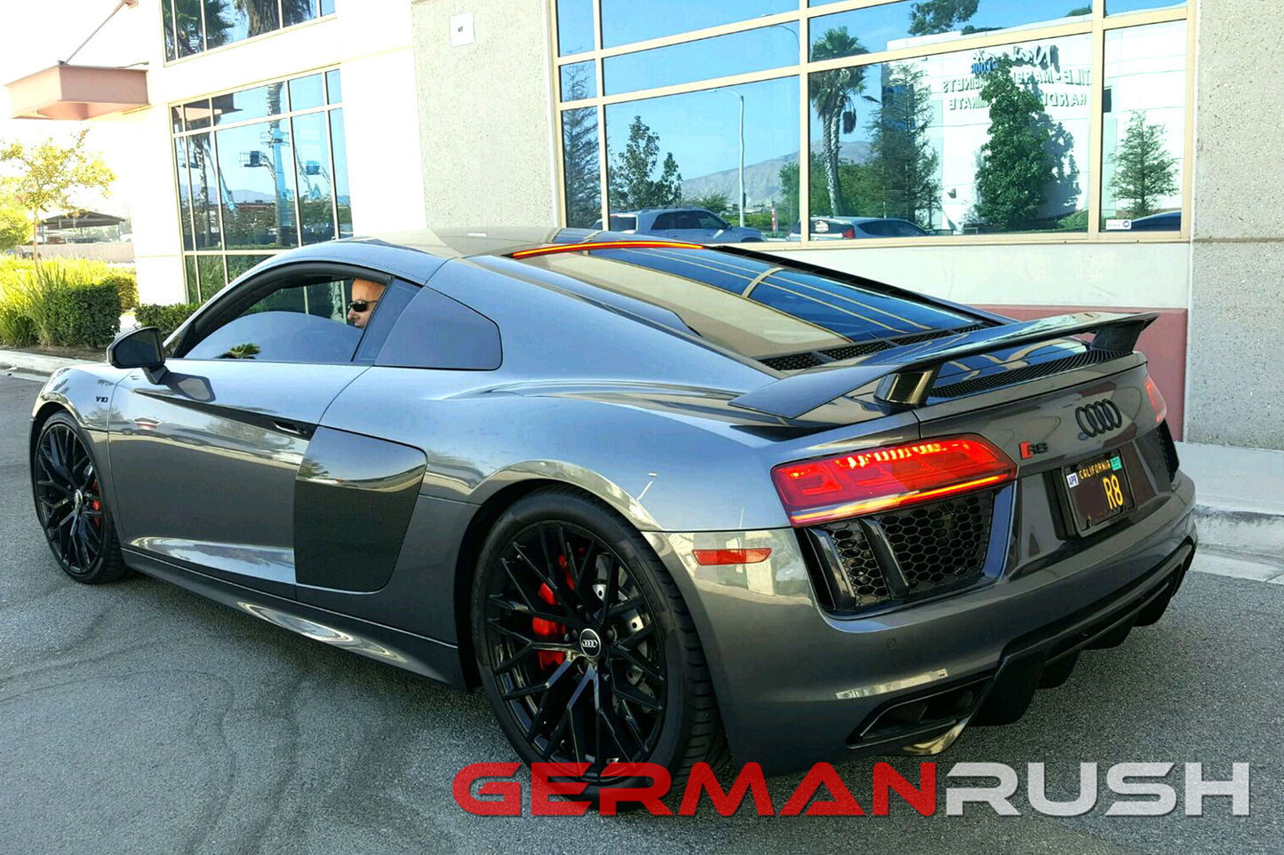 Rear Diffuser for Audi R8 2016-2018 in Carbon Fiber or Fiberglass