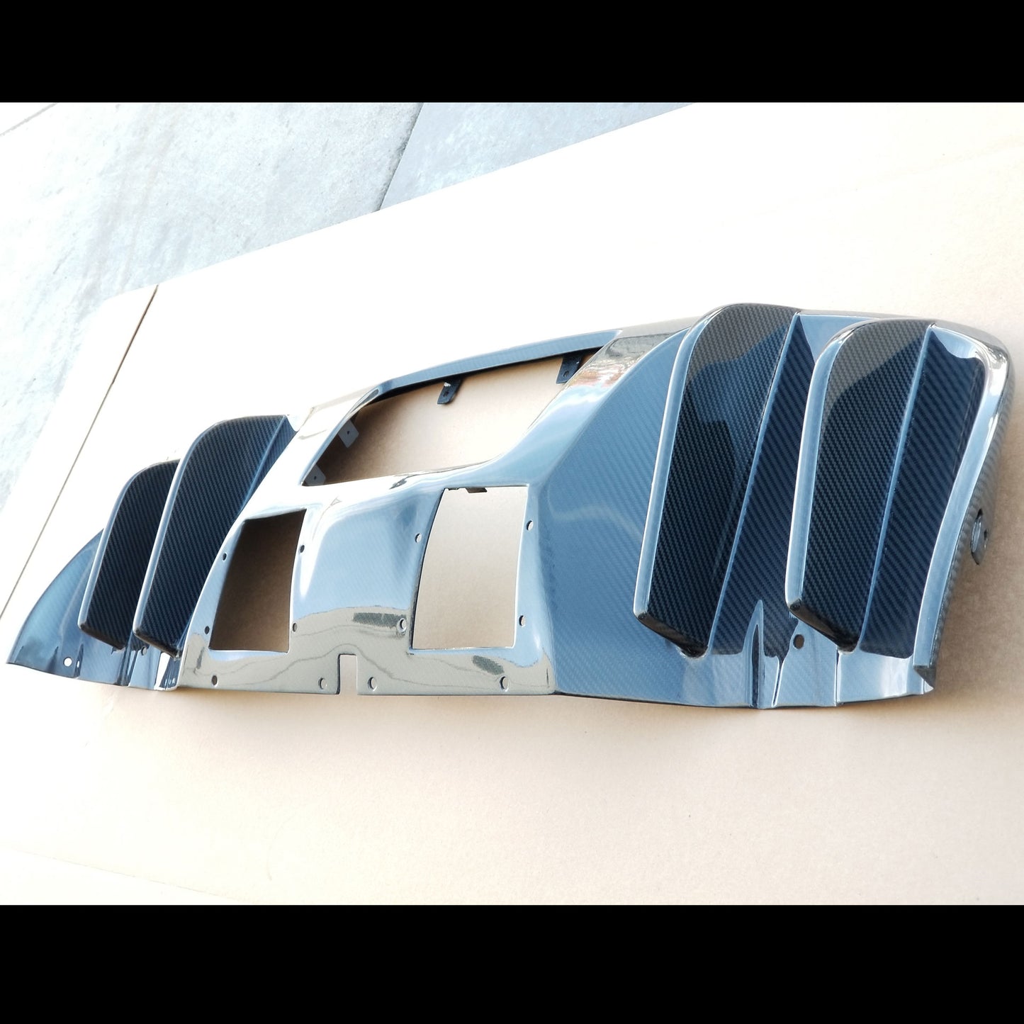 Rear Diffuser V10 Style for Audi R8 2009-2012 in Carbon Fiber or Fiberglass