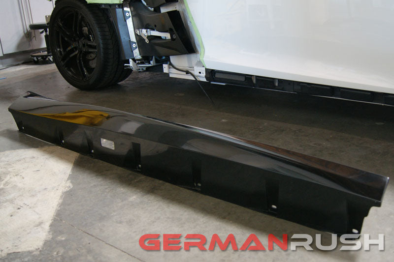 Side Skirts V10 Style for Audi R8 2007-2015