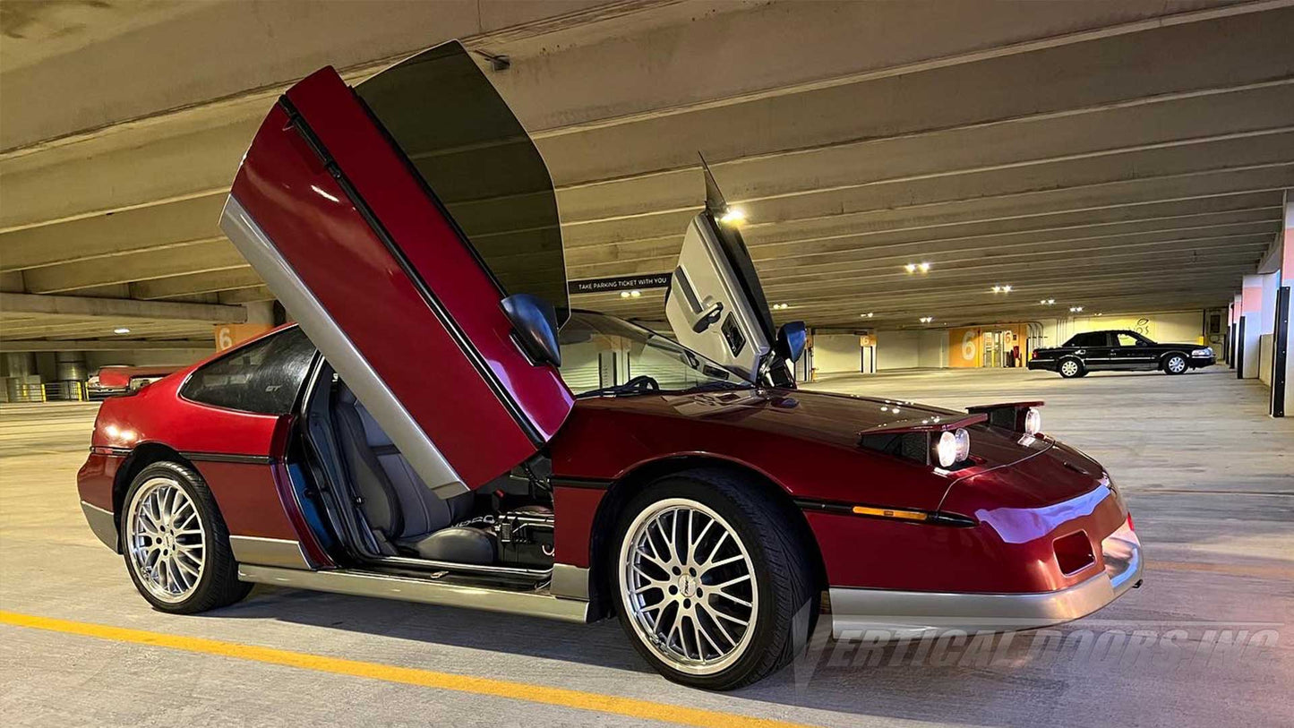 Pontiac Fiero 1984-1988 Vertical Lambo Doors Kit VDCPONFER8488