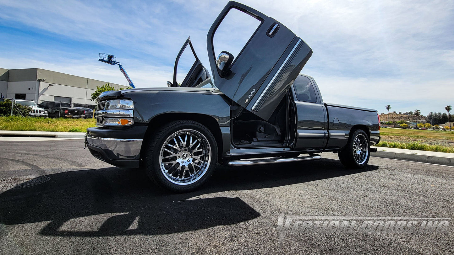 Chevrolet Silverado 1999-2006 Vertical Doors Kit