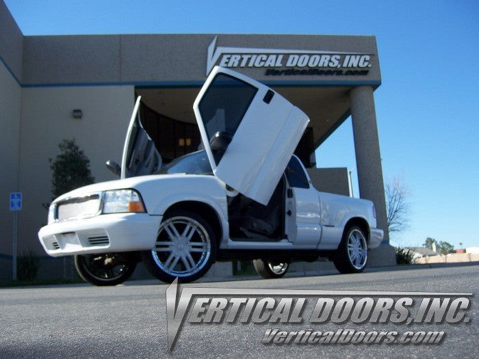 GMC Sonoma 1994-2004 Vertical Lambo Doors Conversion Kit