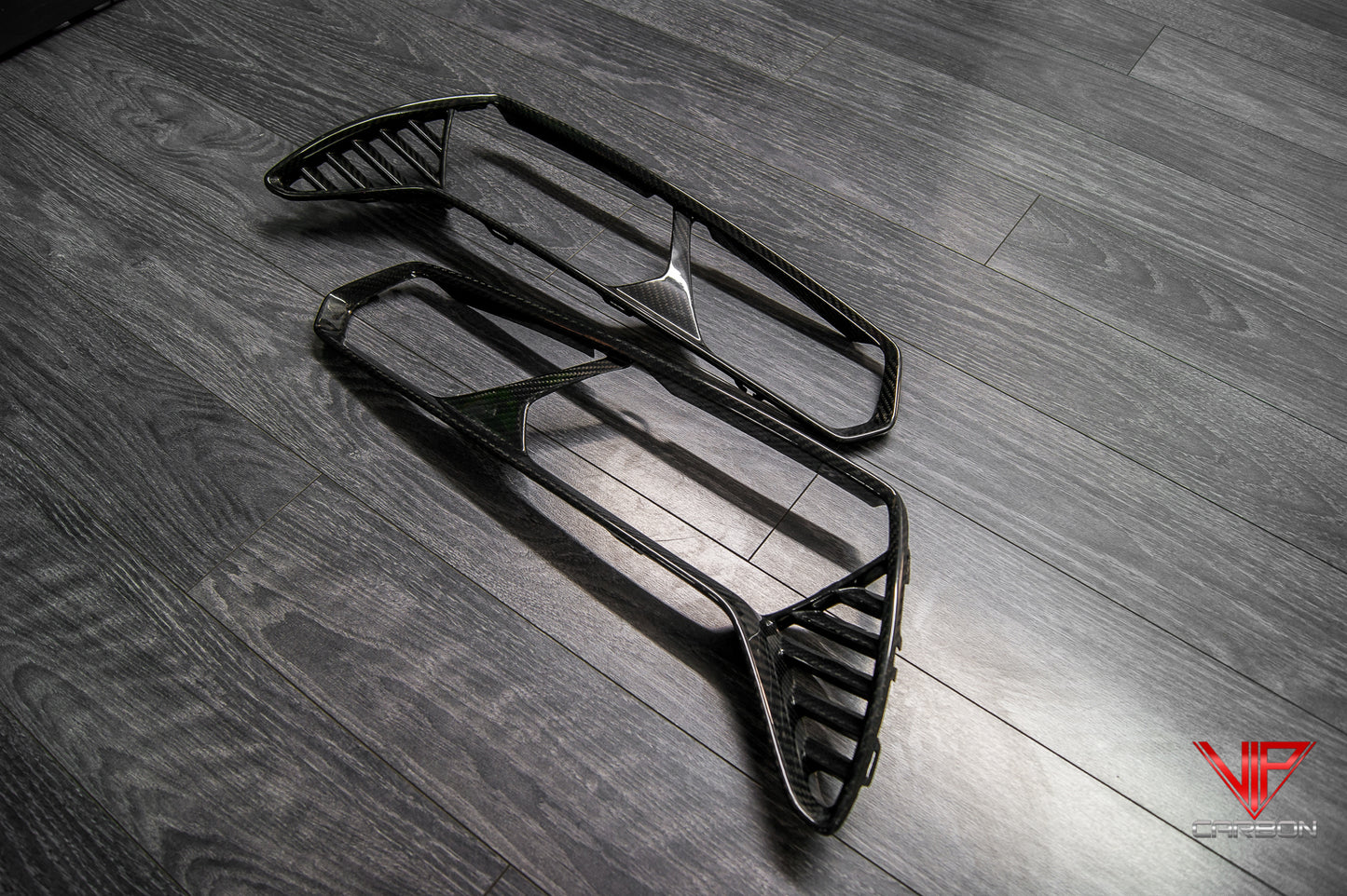 Tail Light Bezels Carbon Fiber for Chevrolet Corvette C7 2014-2019