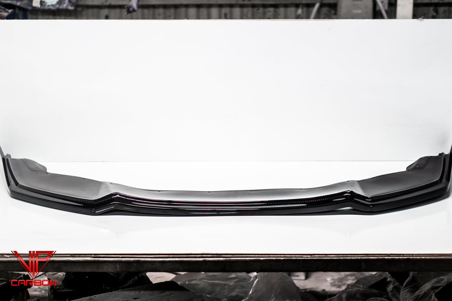 610-4 FRONT SPLITTER (16 SCREWS) CARBON FIBER LAMBORGHINI HURACAN 14-19