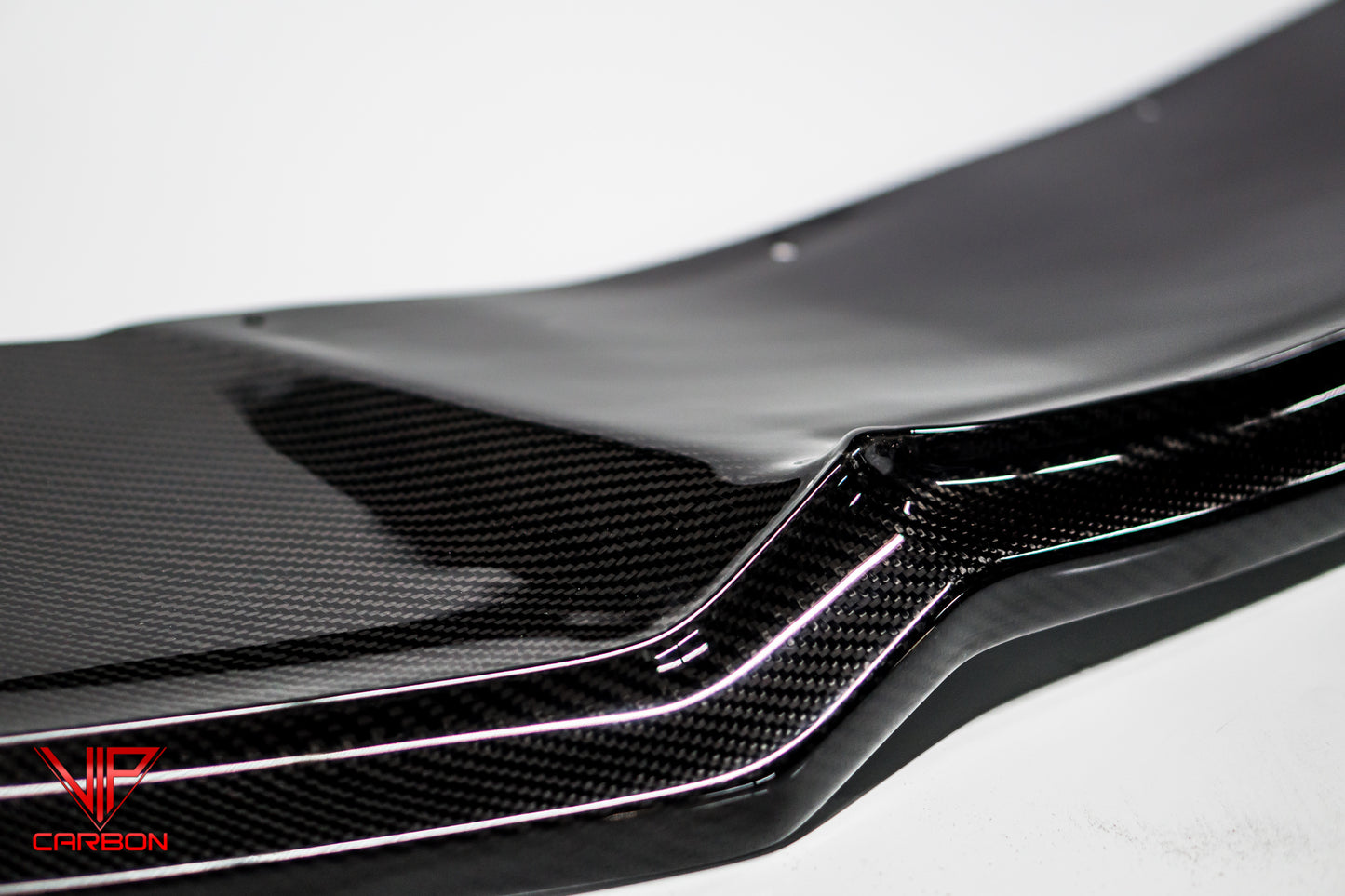 610-4 FRONT SPLITTER (16 SCREWS) CARBON FIBER LAMBORGHINI HURACAN 14-19