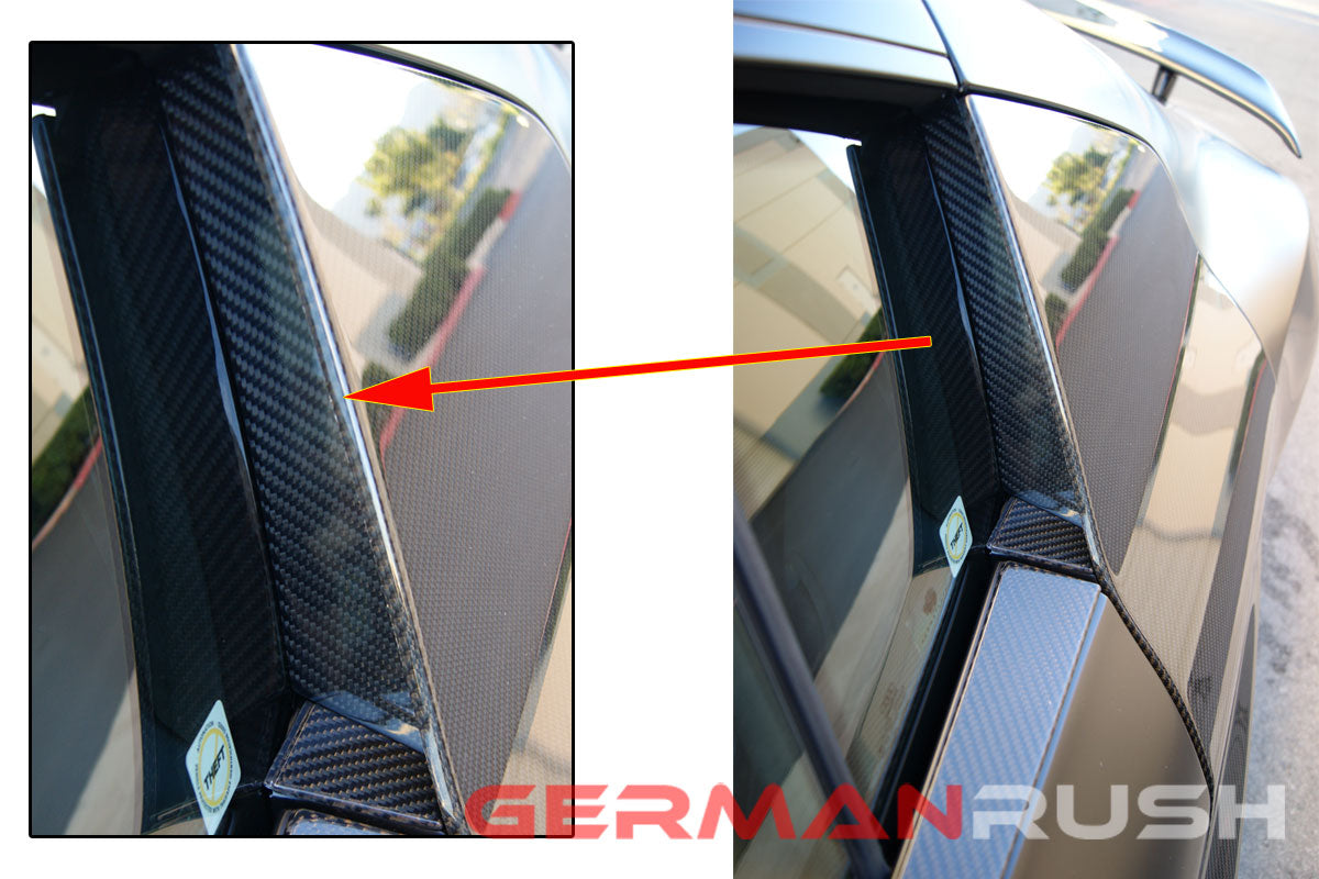 Door Trim in Carbon Fiber for the Audi R8 Coupe