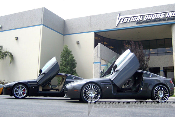 Aston Martin Vantage 06-18 Vertical Doors Kit